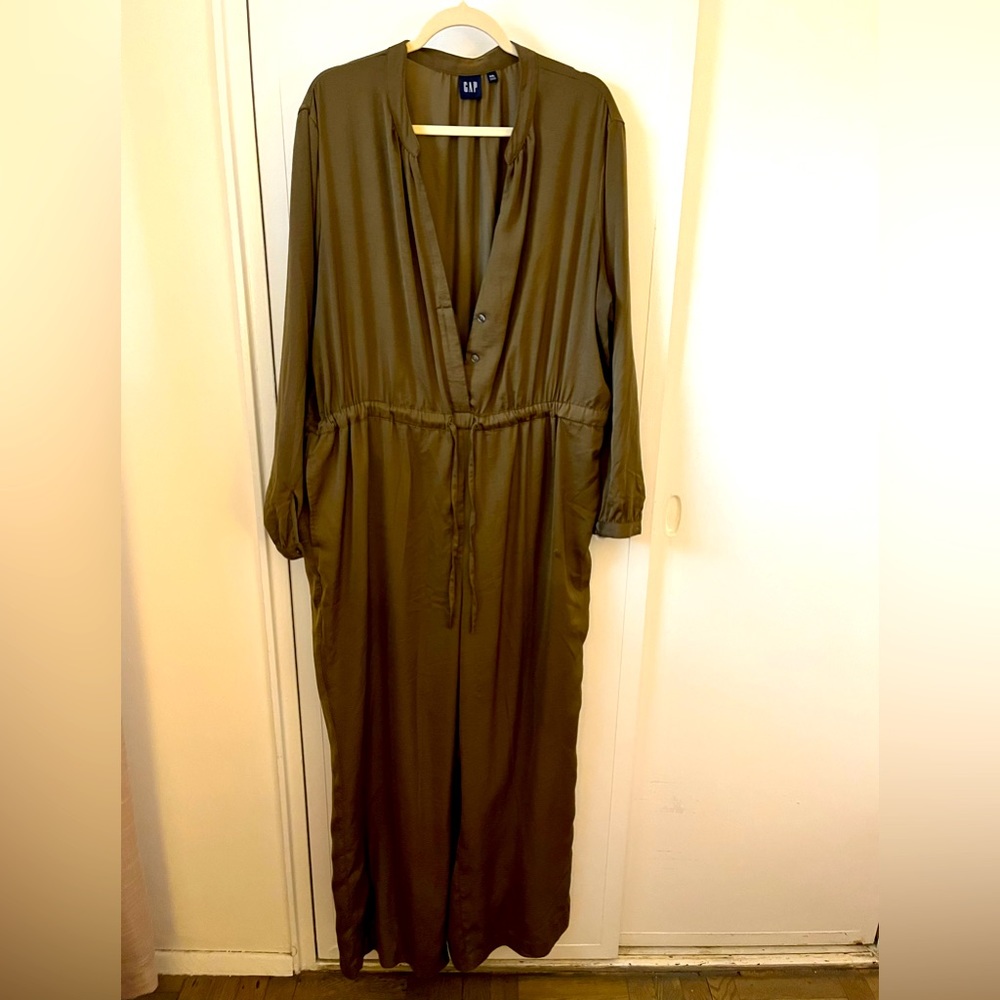Olive Green silk-feel jumpsuit from GAP, XXL
